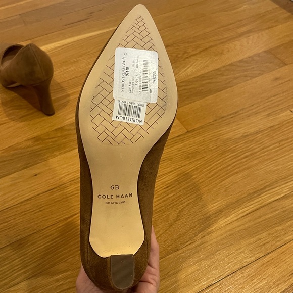 NWT Cole Haan Mylah Heel Pump (Color: spiced brown suede) Size 6 Women - Picture 7 of 14